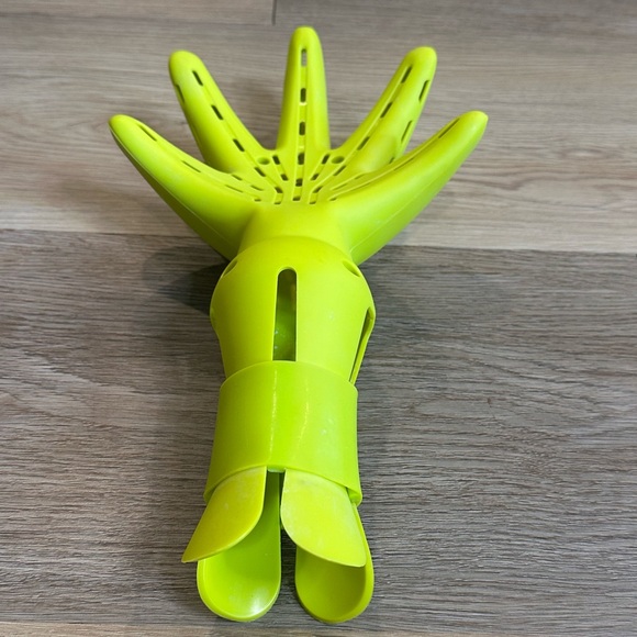 Devacurl Devafuser Universal Diffuser For All Curls Blowdryer Attachment - Picture 3 of 10